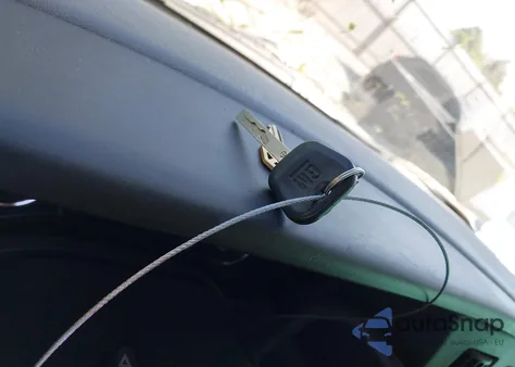 2017 Chevrolet Express 2500 Work Van from USA, damaged, VIN 1GCWGAFF5H1137853